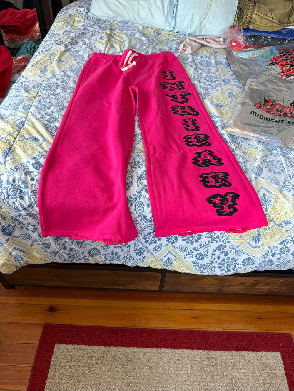 Lost Intricacy Men’s Hot Pink Lounge Pants with Graphic Tag